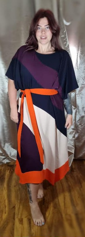 Karen Millen - Colourblock Midi Dress - Effortlessly Chic
