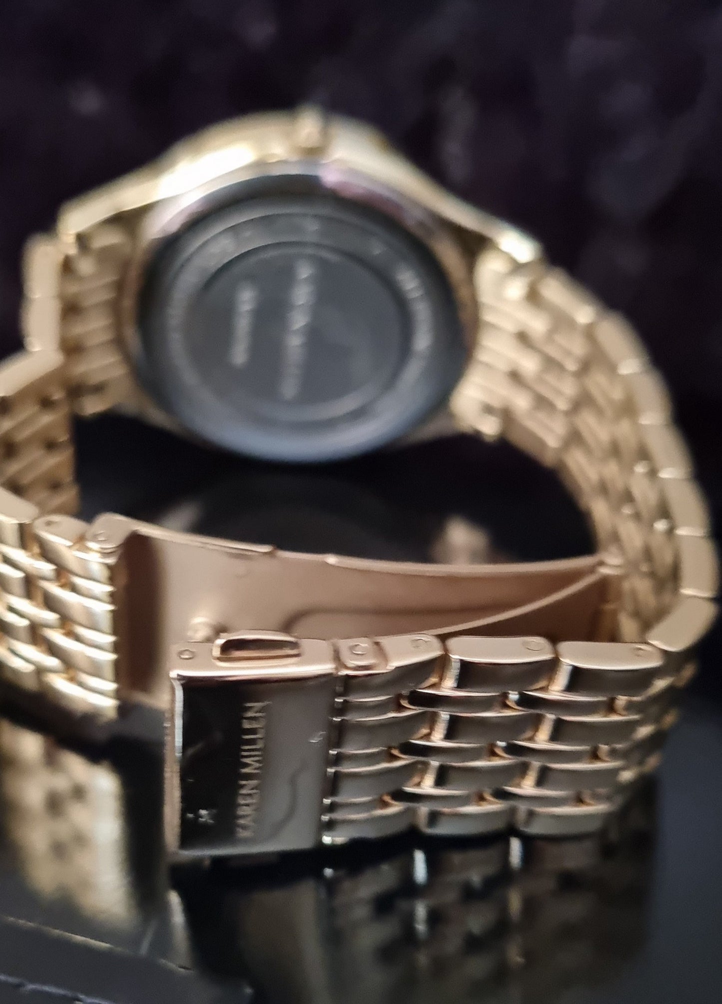 Karen Millen Gold-Tone Watch – Elegant & Stylish