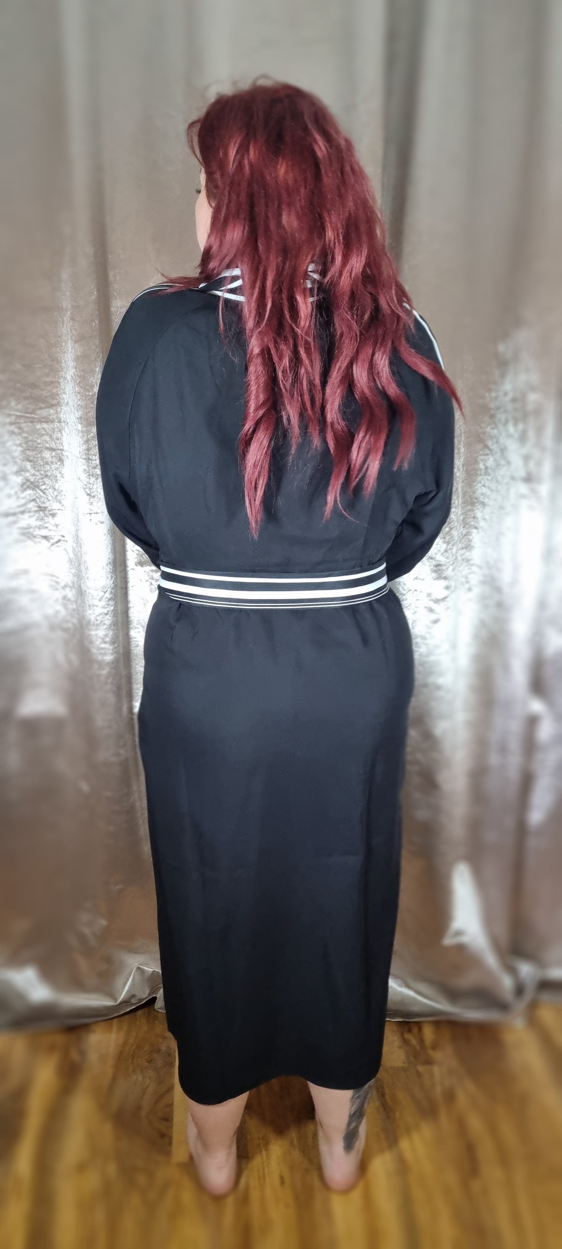 Karen Millen - Black and White Stripe Dress - Effortless Elegance in M Karamel Mary Karen Millen - Black and White Stripe Dress - Effortless Elegance in M Karamel Mary