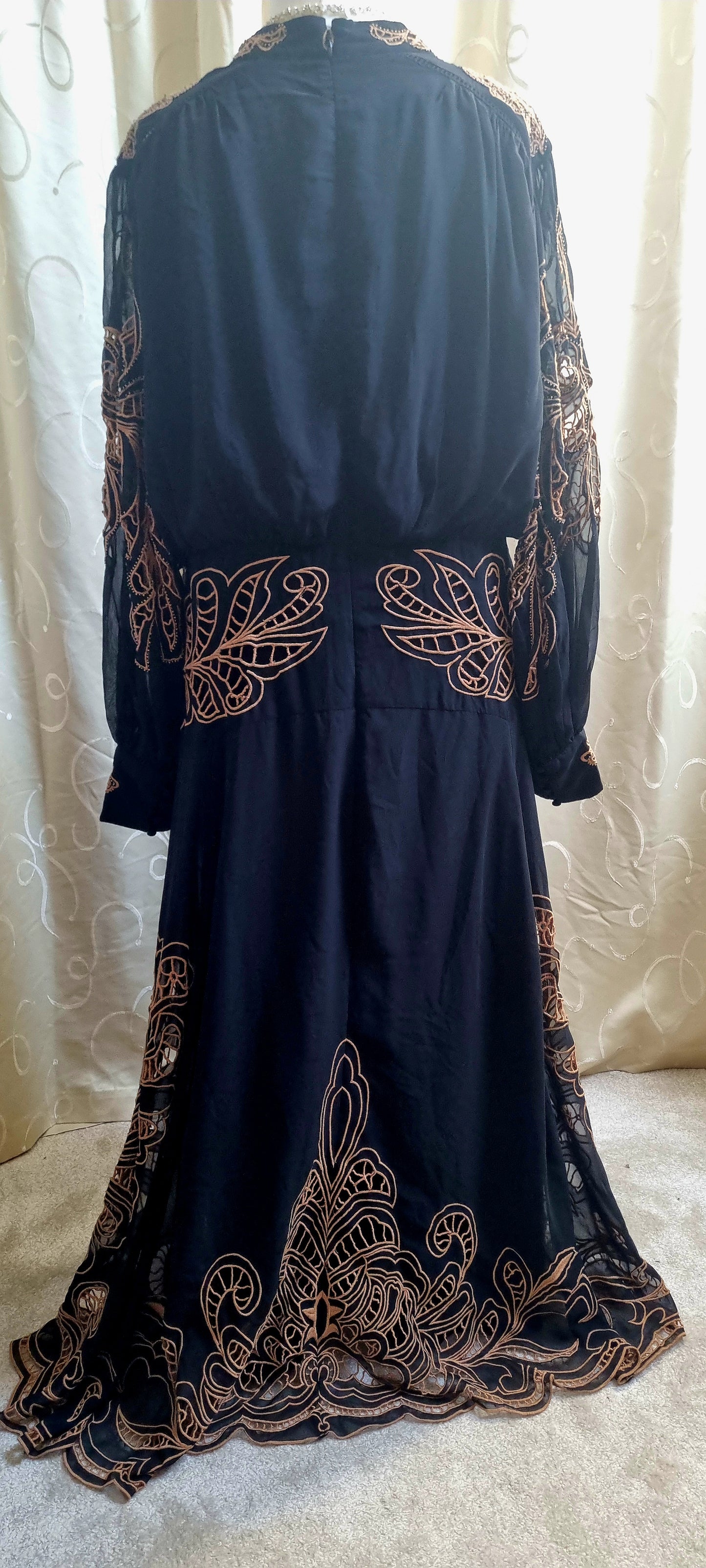 Karen Millen - Sophisticated and Stylish Cut Work Dress